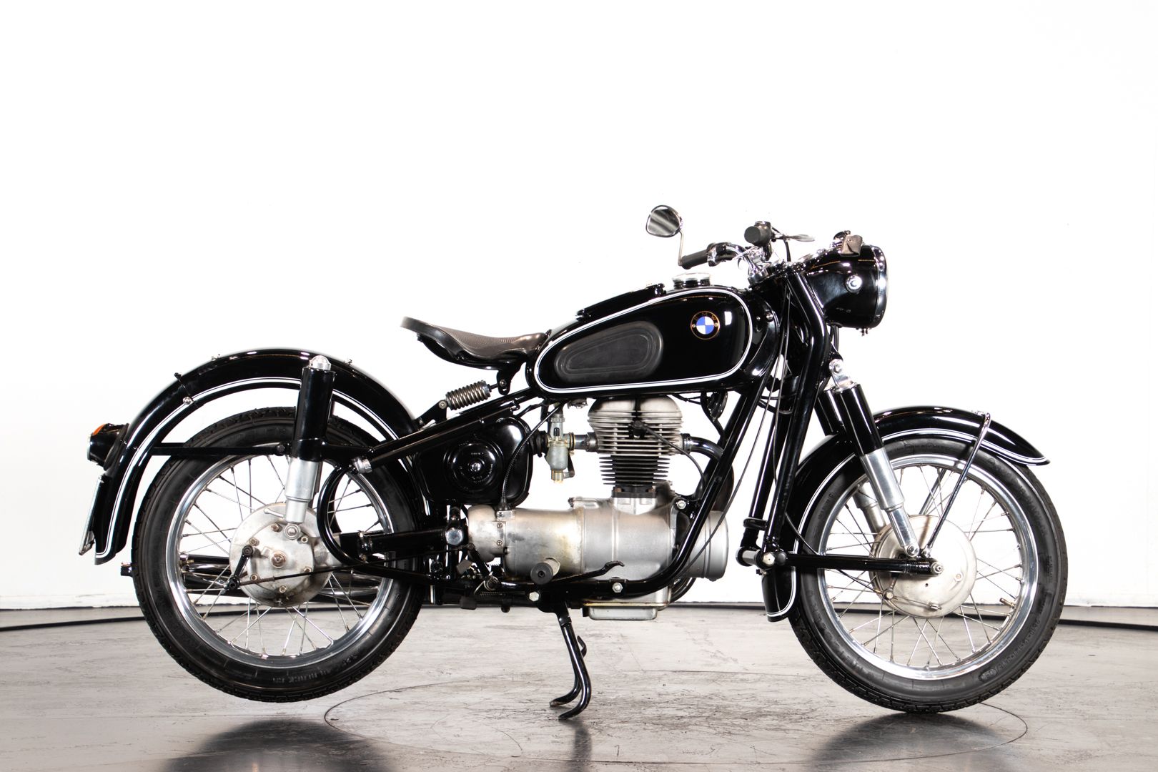 bmw 250cc motorcycle
