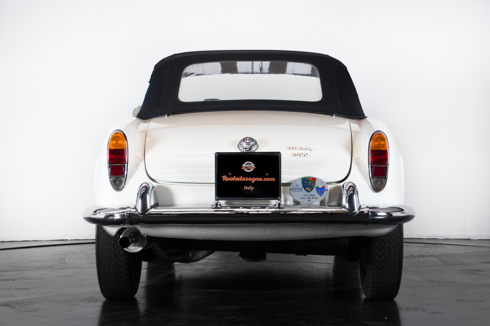 1962 Alfa Romeo Giulia spider 1600 3
