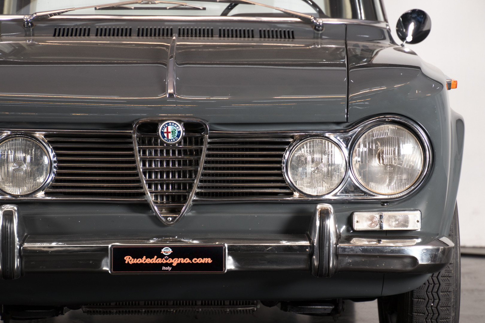 1965 Alfa Romeo Giulia Super 1600 2
