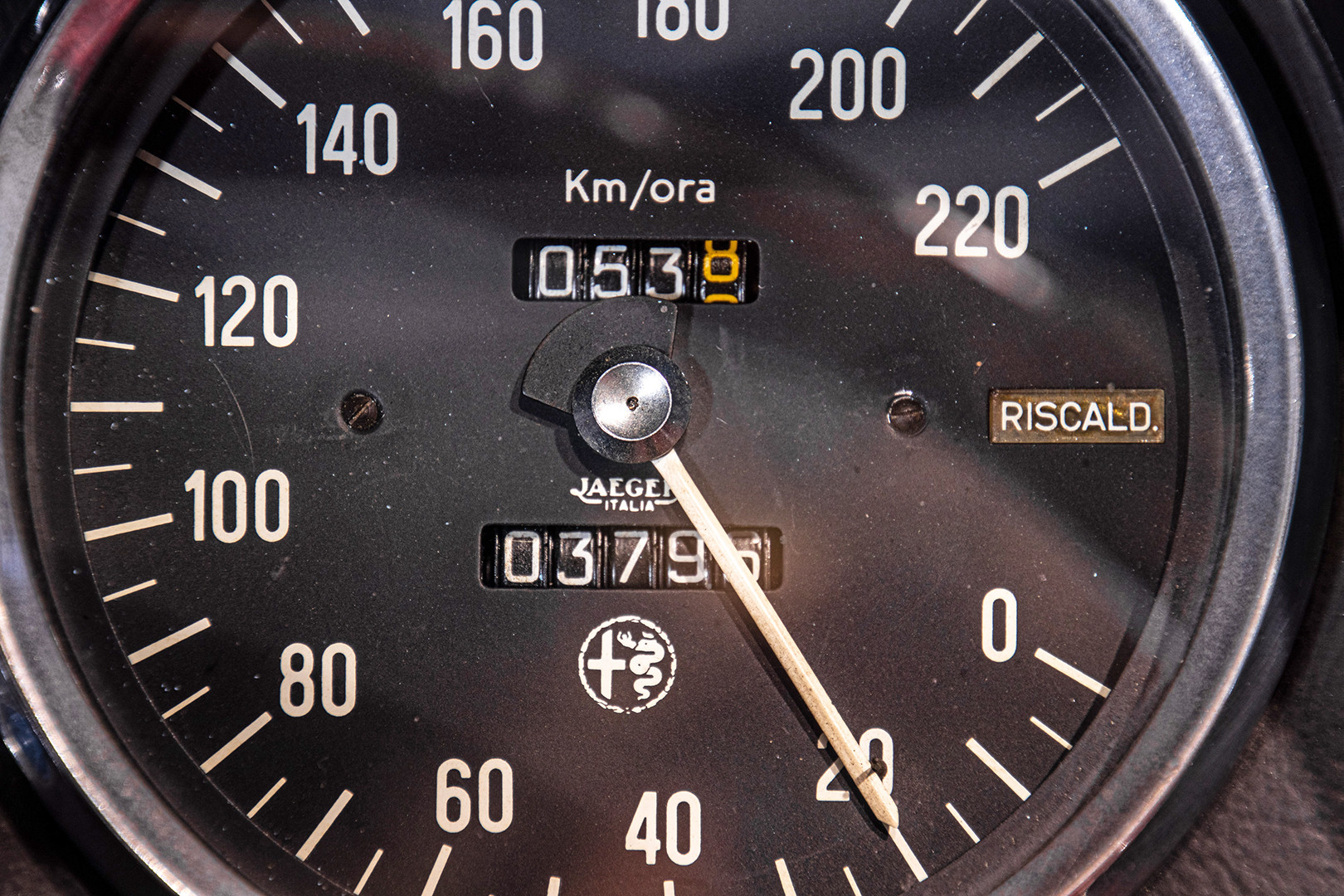 1969 Alfa Romeo Duetto Spider 1750 "Osso di Seppia" 28