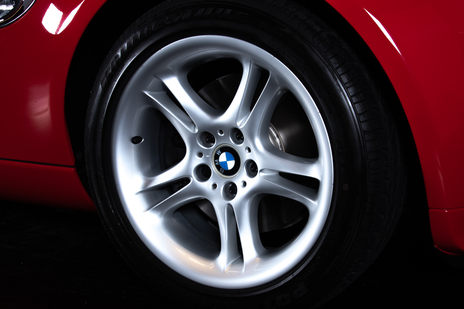 2003 BMW Z8 12