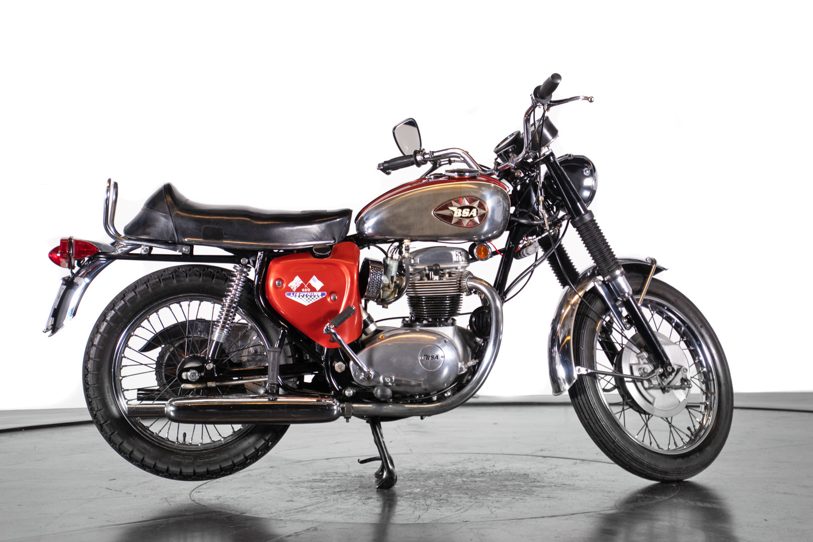 1969 BSA A 65 3