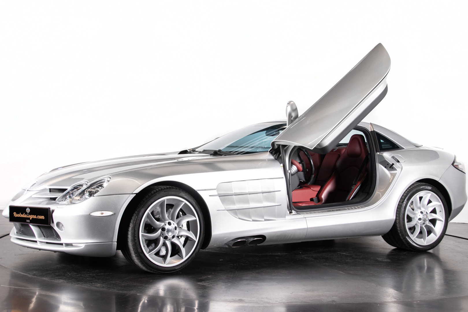 2004 Mercedes-Benz SLR McLaren 11