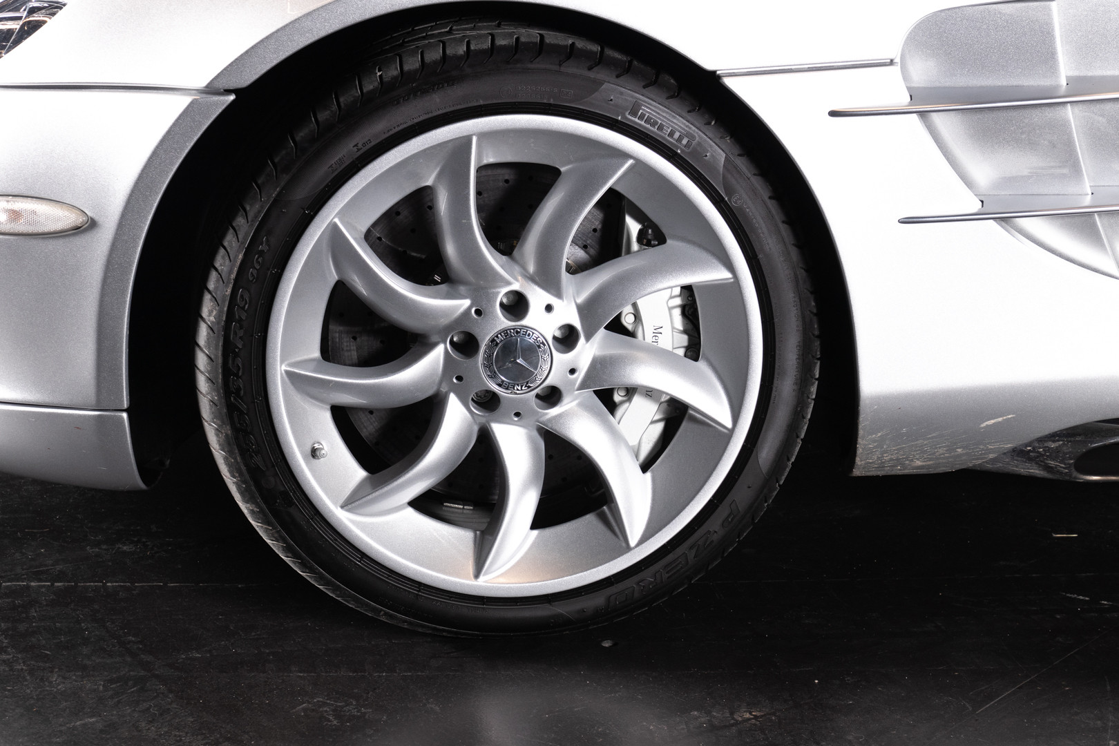 2004 Mercedes-Benz SLR McLaren 10