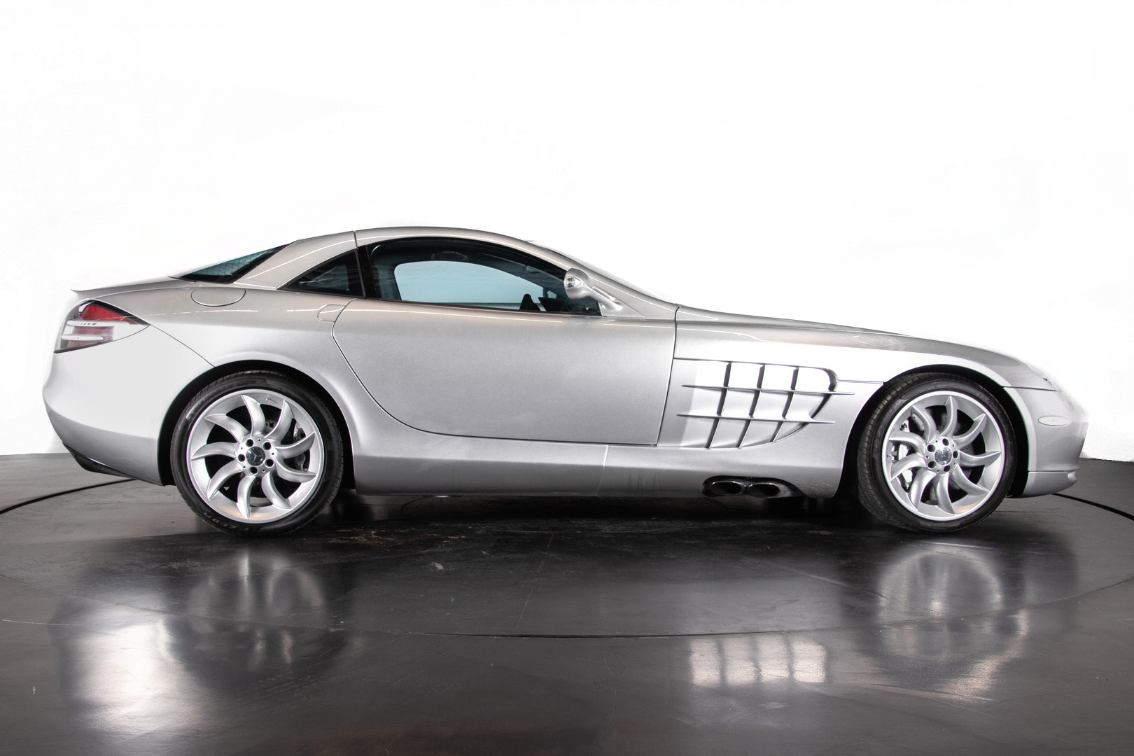 2004 Mercedes-Benz SLR McLaren 6