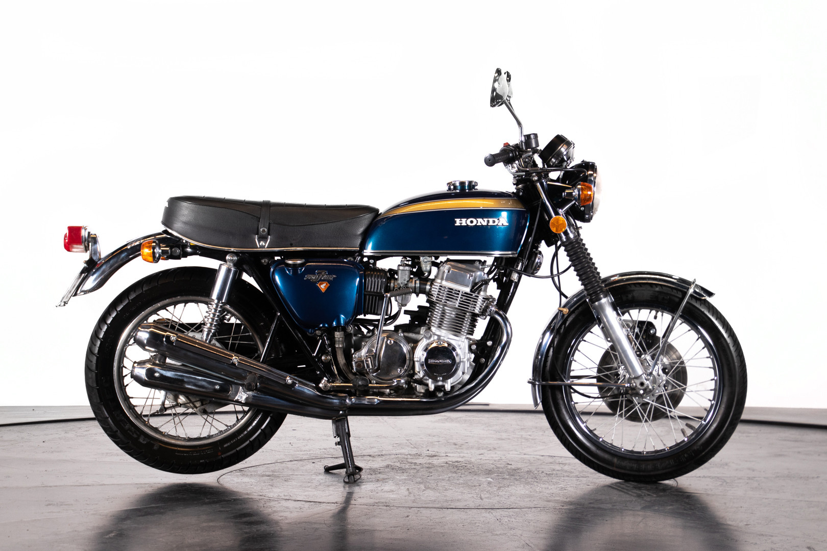 1972 HONDA CB 750 FOUR 8