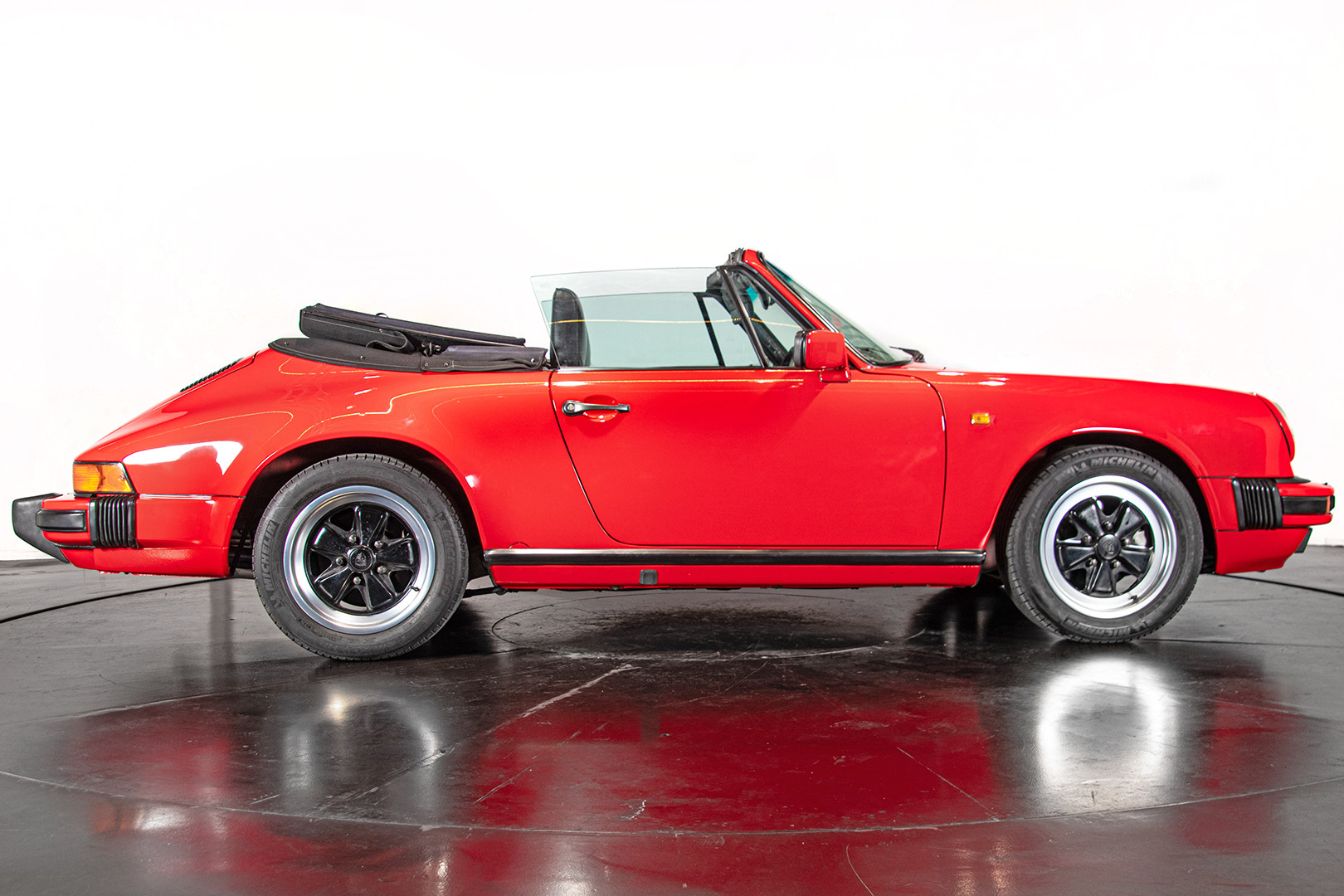 1986 Porsche 911 3.2 Cabrio 3