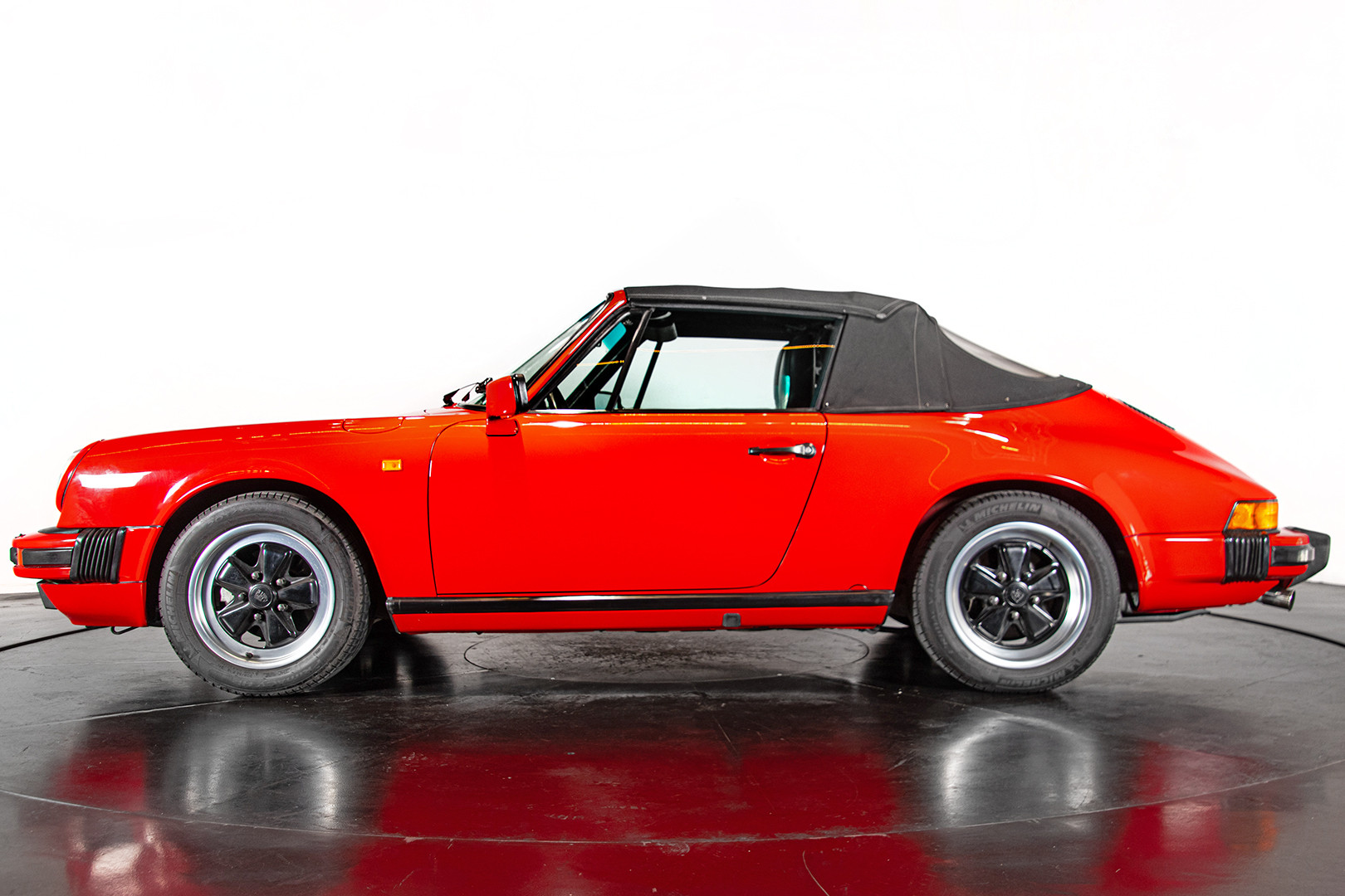 1986 Porsche 911 3.2 Cabrio 15
