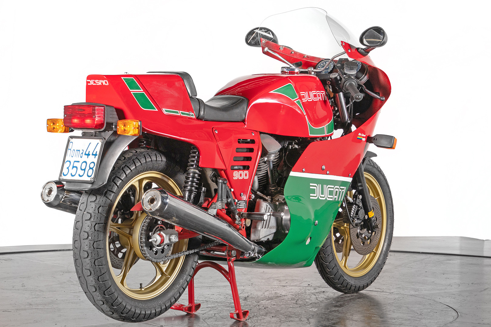 1983 Ducati 900 MIKE HAILWOOD REPLICA 5