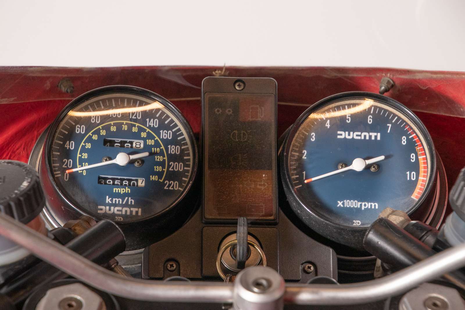 1983 Ducati 900 MHR 13