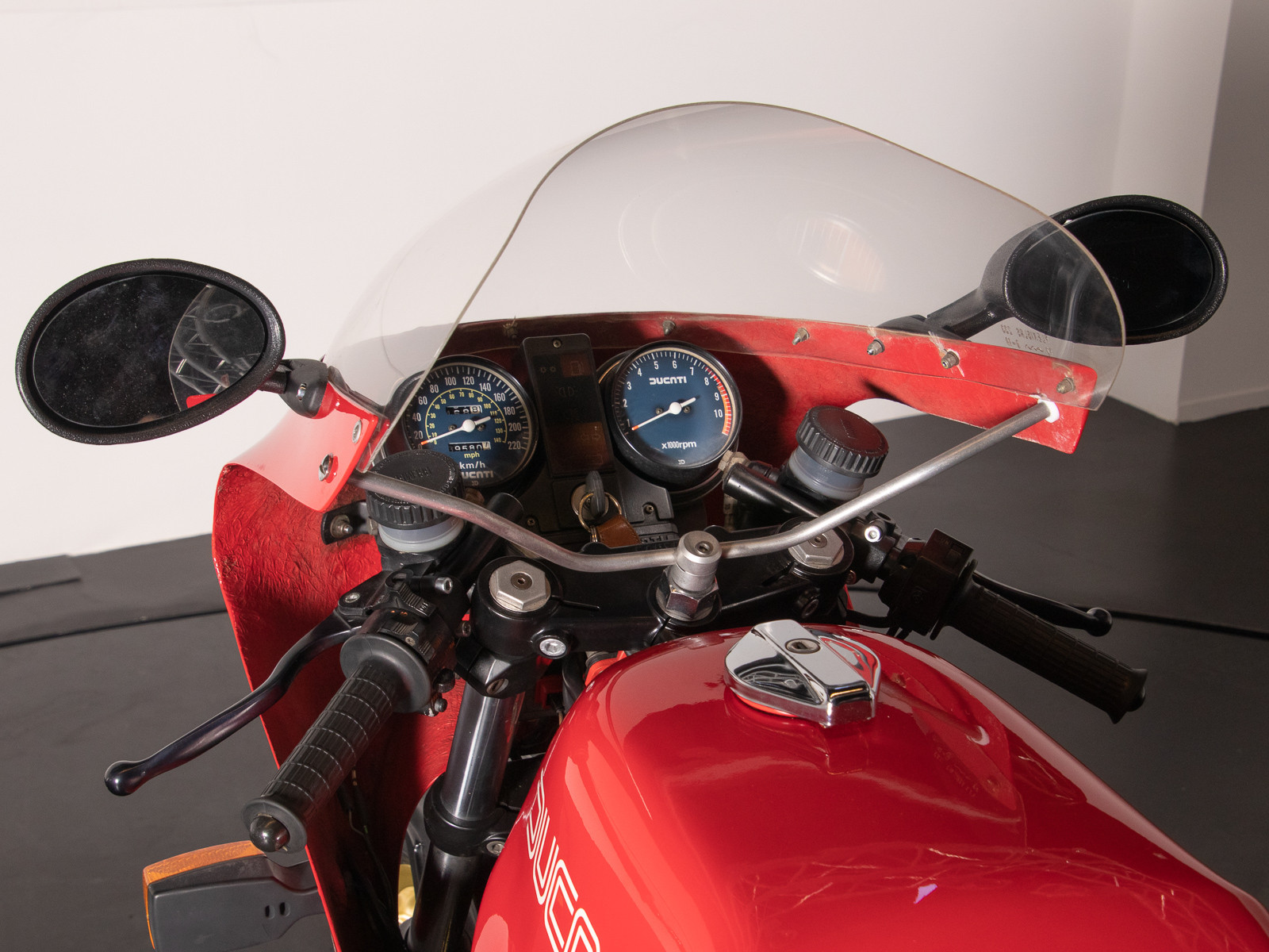 1983 Ducati 900 MHR 14