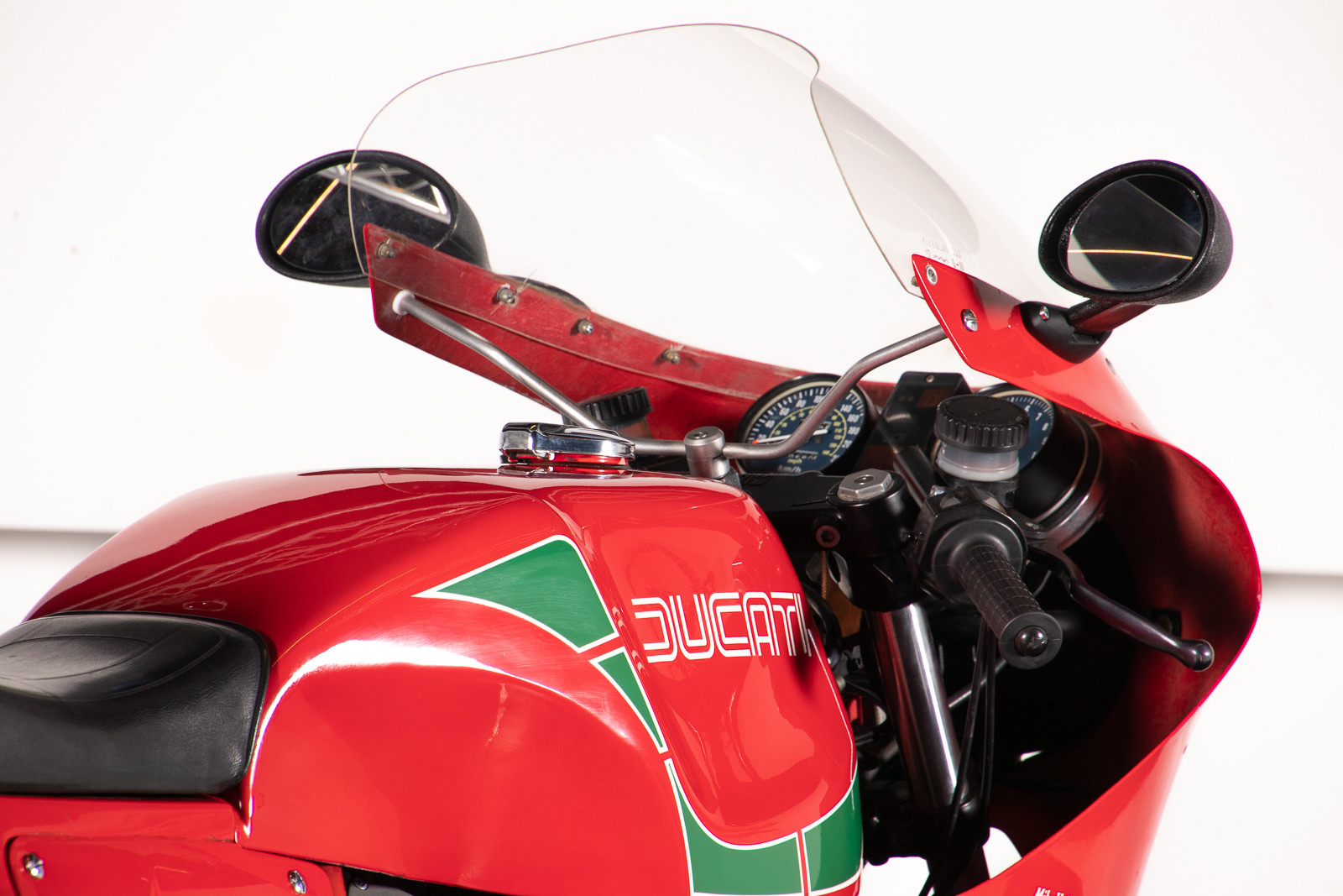 1983 Ducati 900 MHR 9