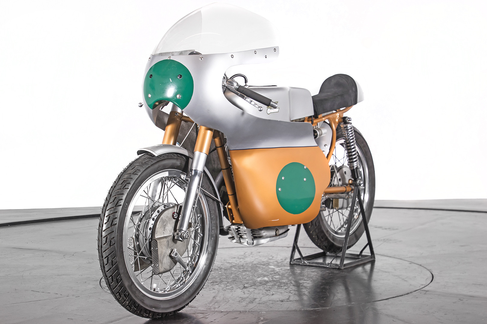 1966 DUCATI 250 CORSA 1