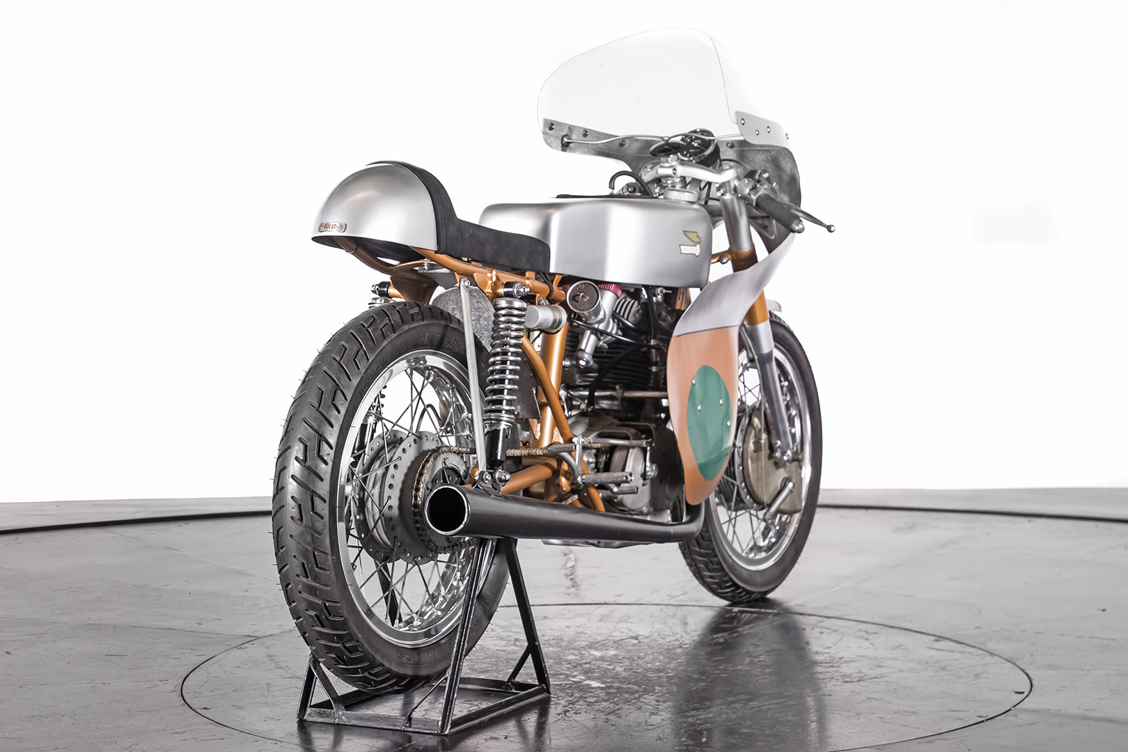 1966 DUCATI 250 CORSA 6