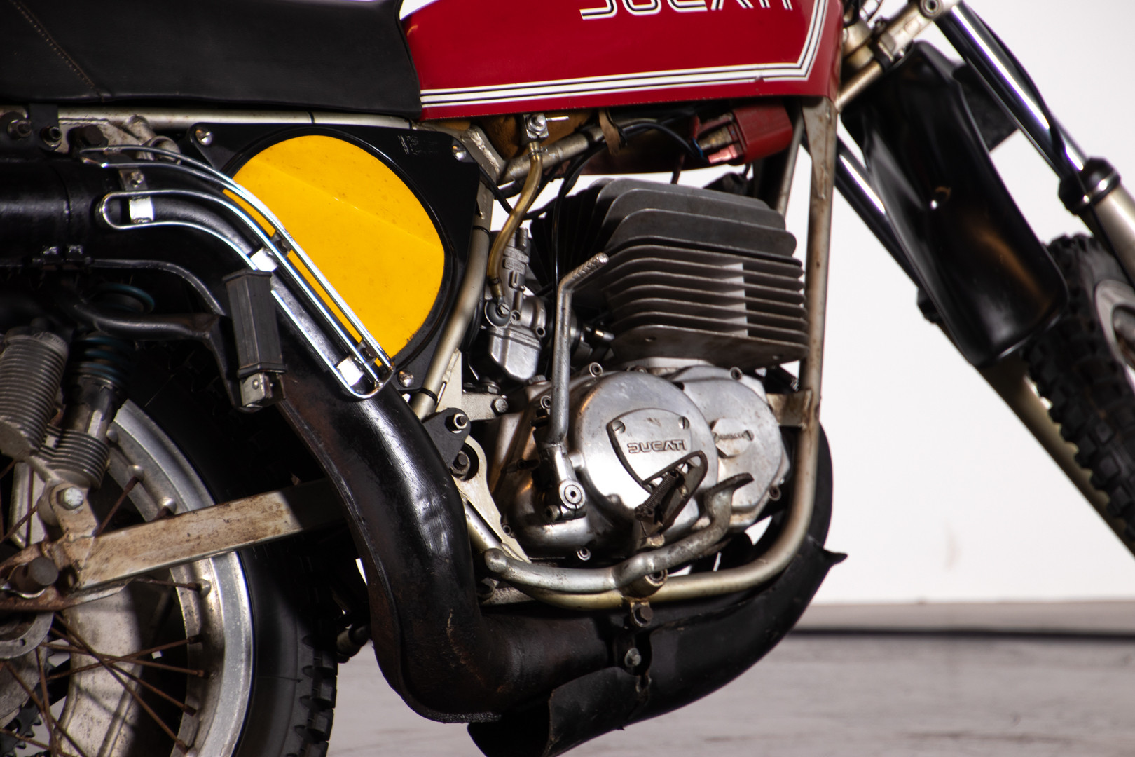 1976 DUCATI 125 1