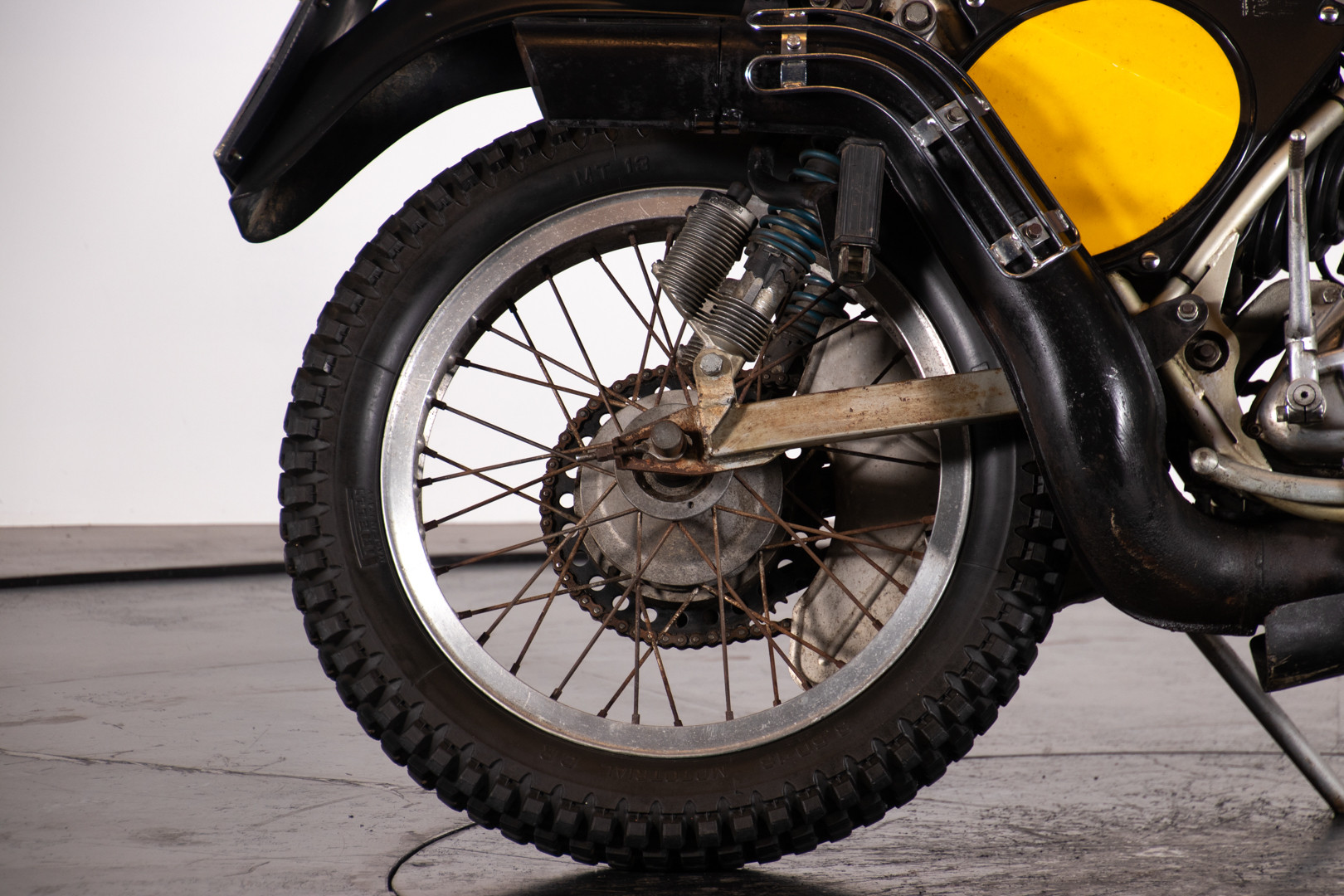 1976 DUCATI 125 4