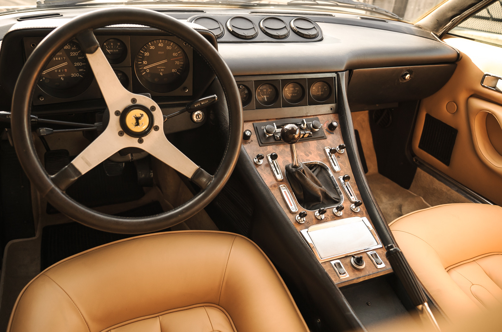1982 Ferrari 400 i 29