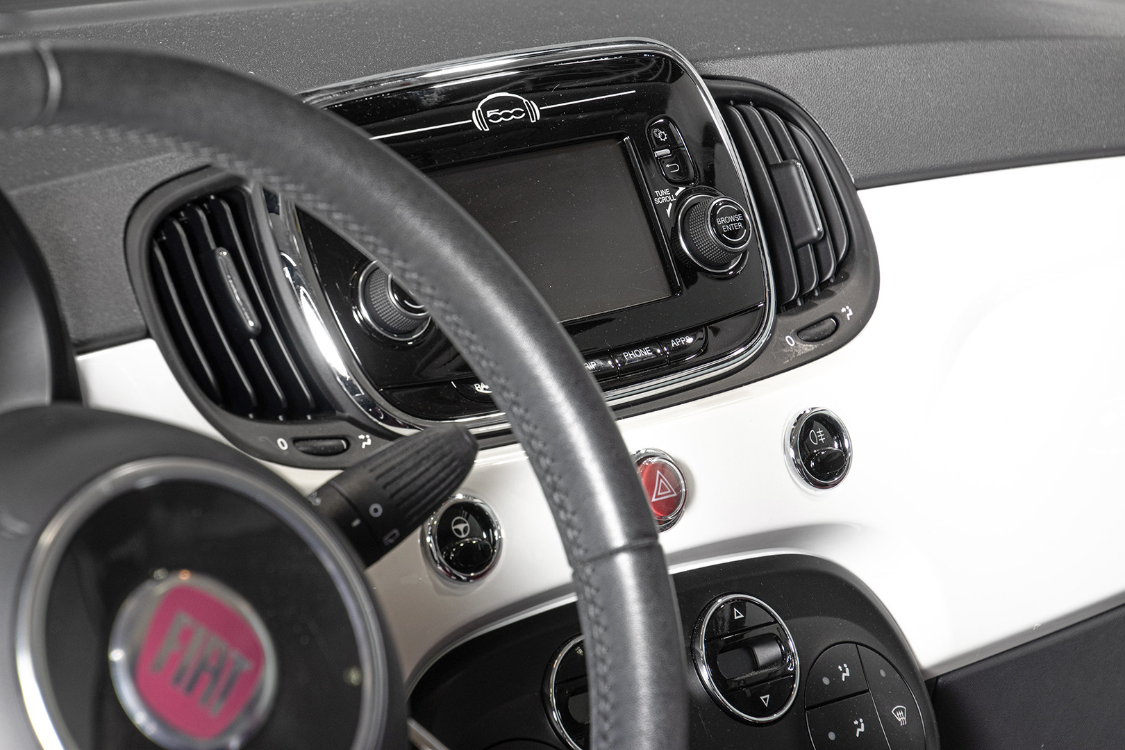 2017 FIAT 500 15
