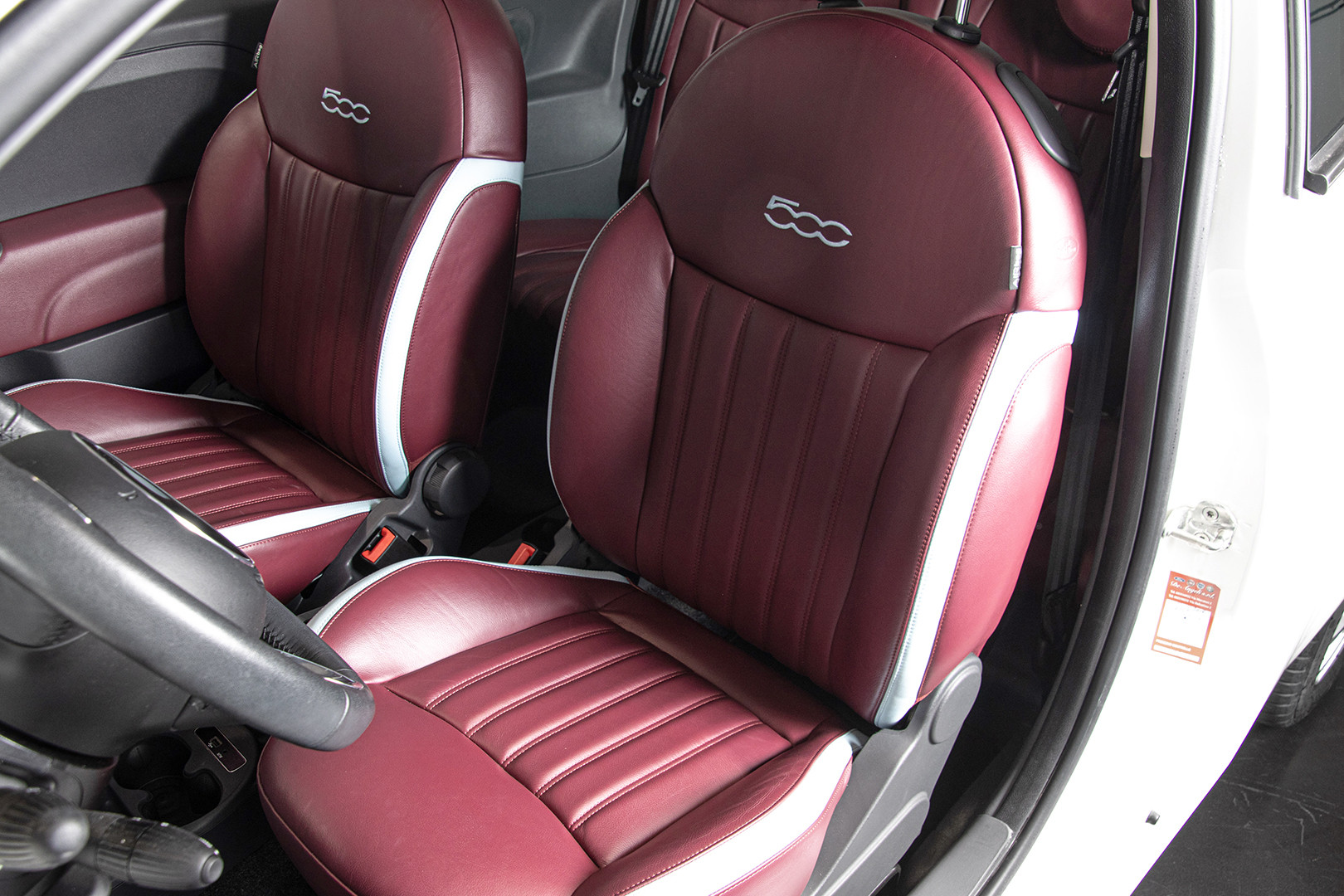 2017 FIAT 500 21