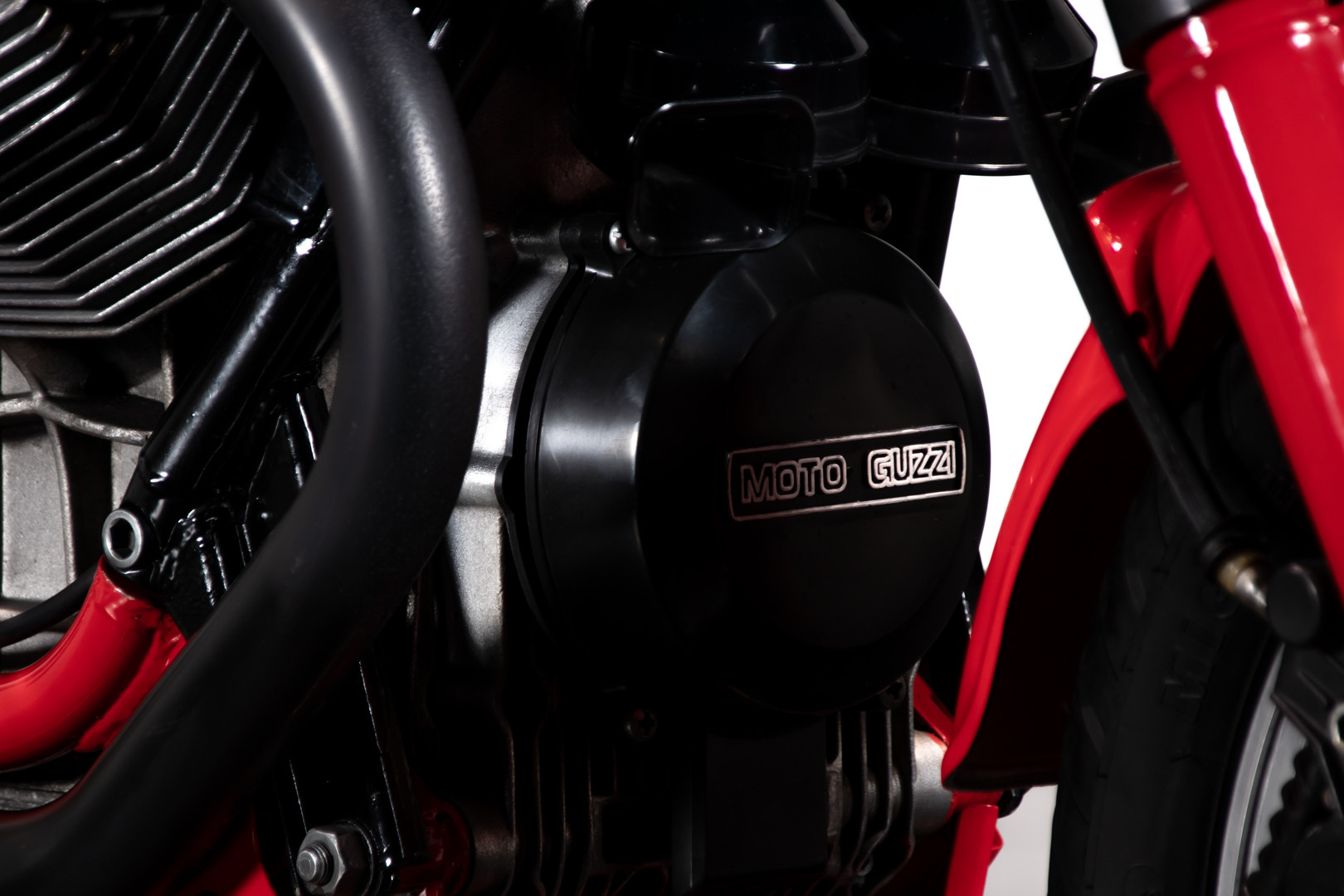 1985 Moto Guzzi le mans 1000 21