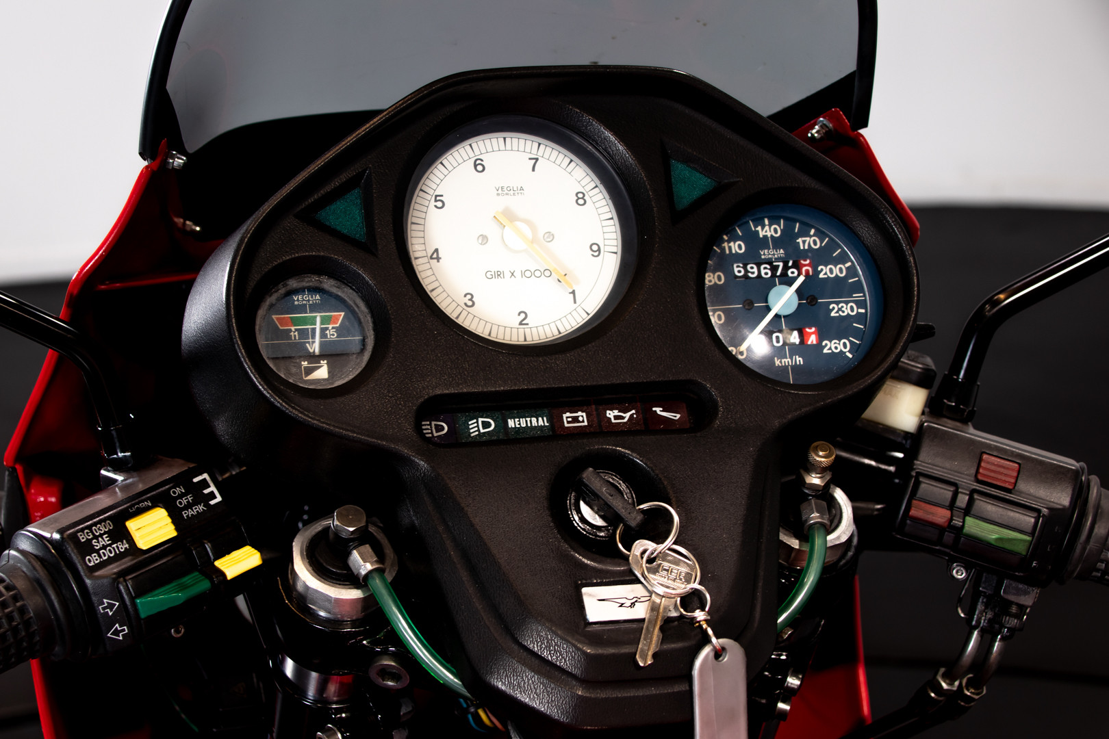 1985 Moto Guzzi le mans 1000 15