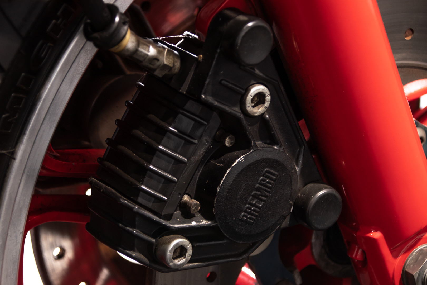 1985 Moto Guzzi le mans 1000 9