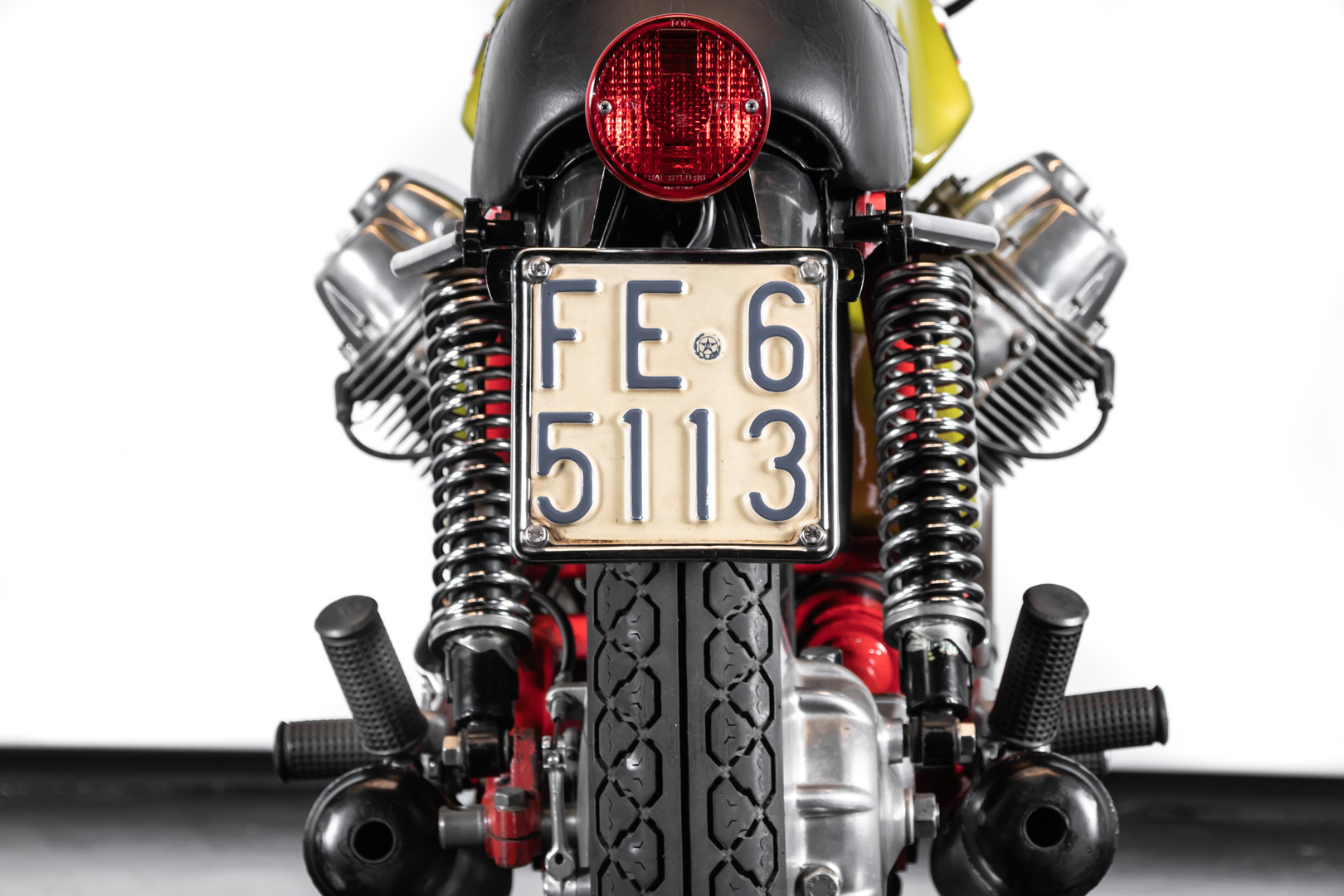 1972 Moto Guzzi V7 Sport Telaio Rosso 12