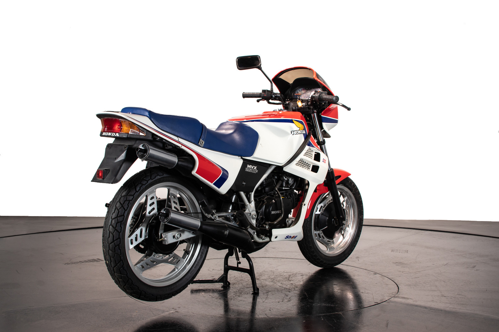 1983 Honda MVX 250F 3