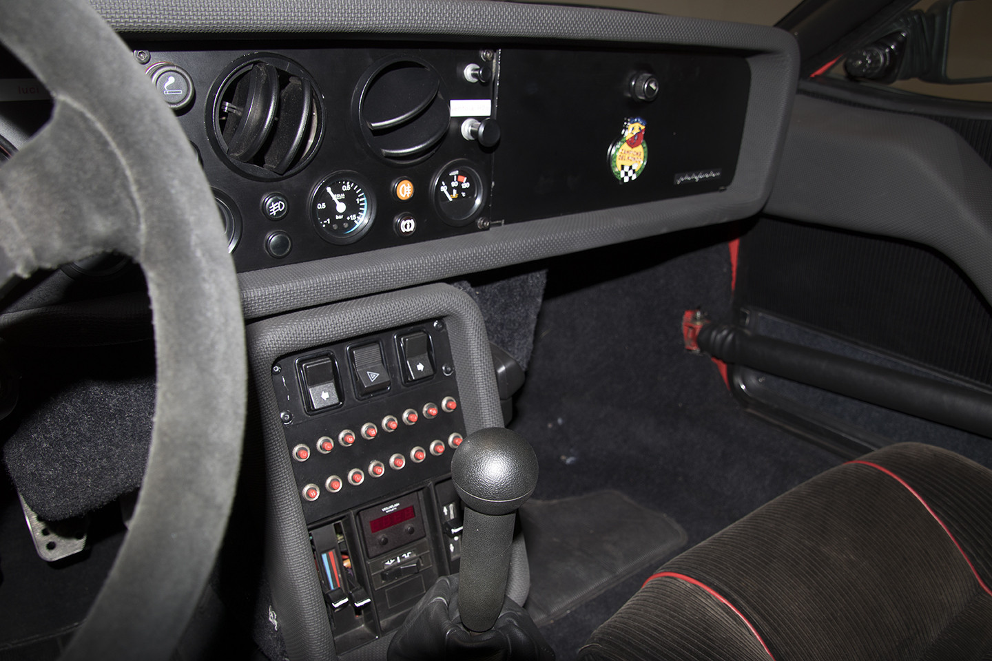1982 Lancia Rally 037 "stradale" 35