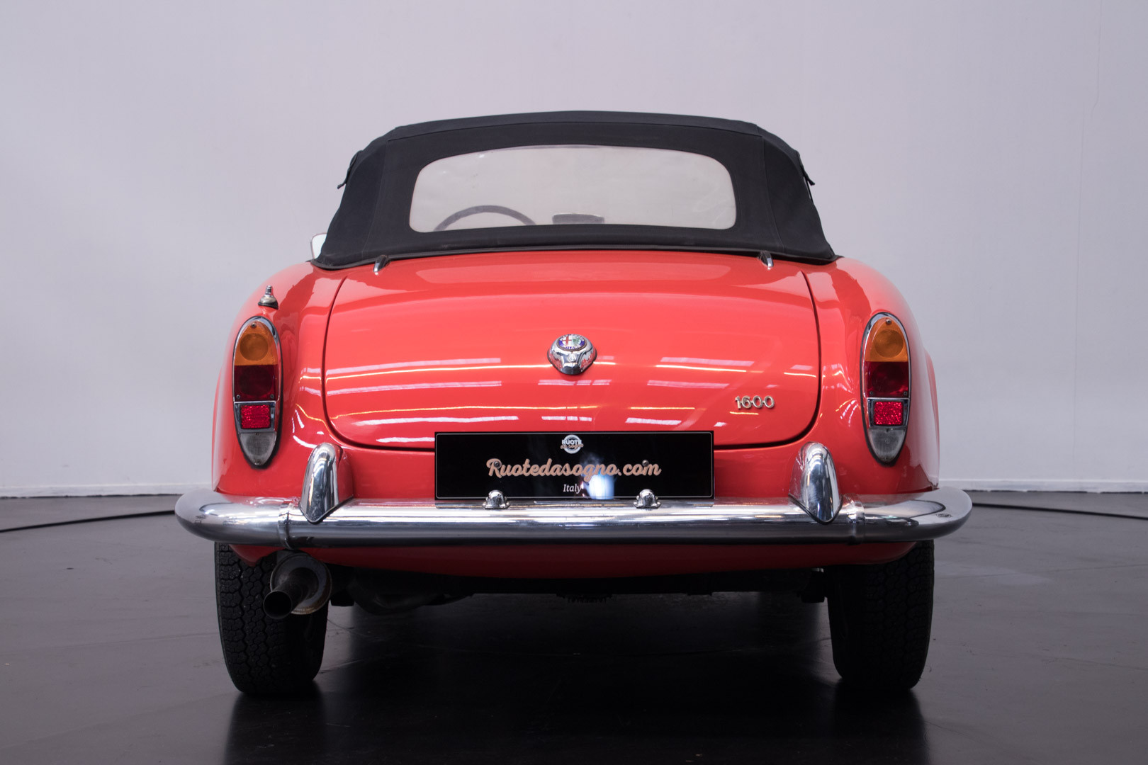 1964 Alfa Romeo Giulia 1600 Spider 6