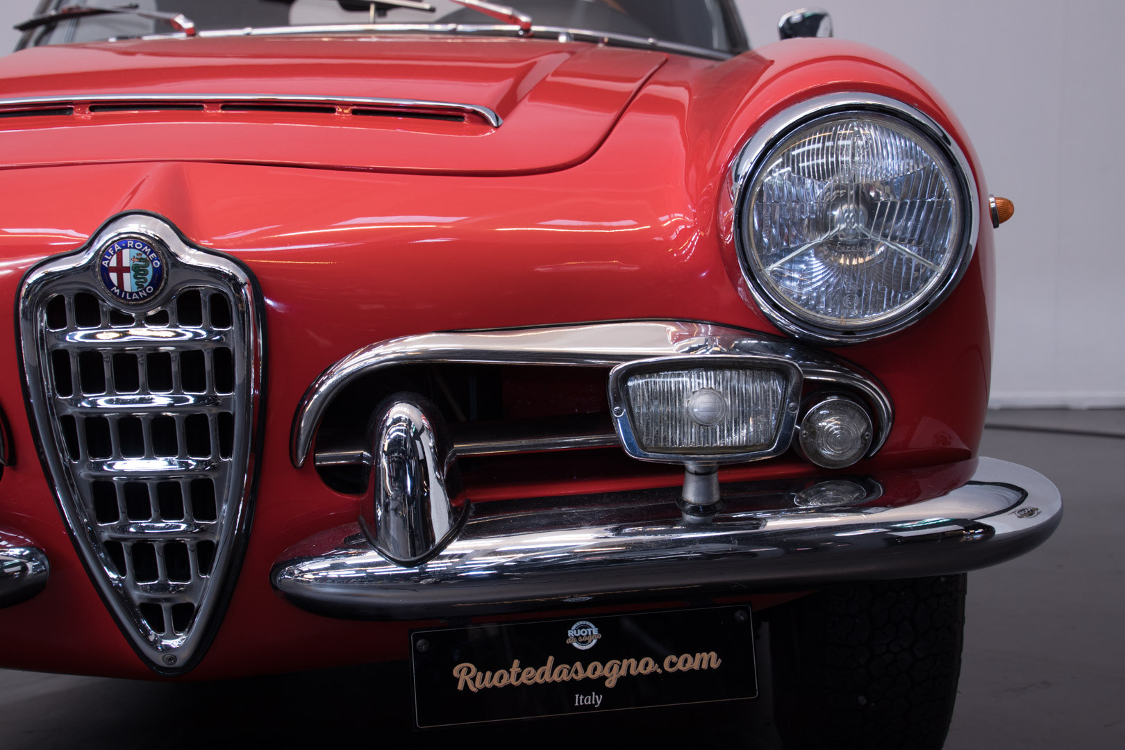 1964 Alfa Romeo Giulia 1600 Spider 11