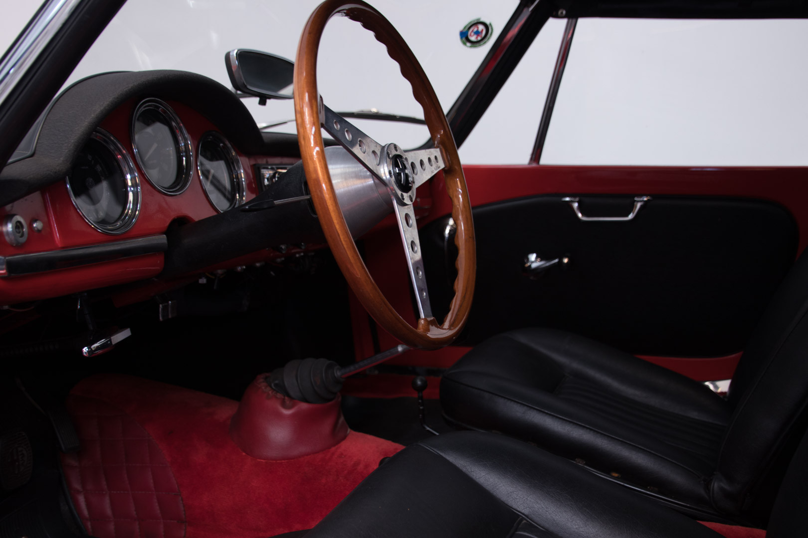 1964 Alfa Romeo Giulia 1600 Spider 17