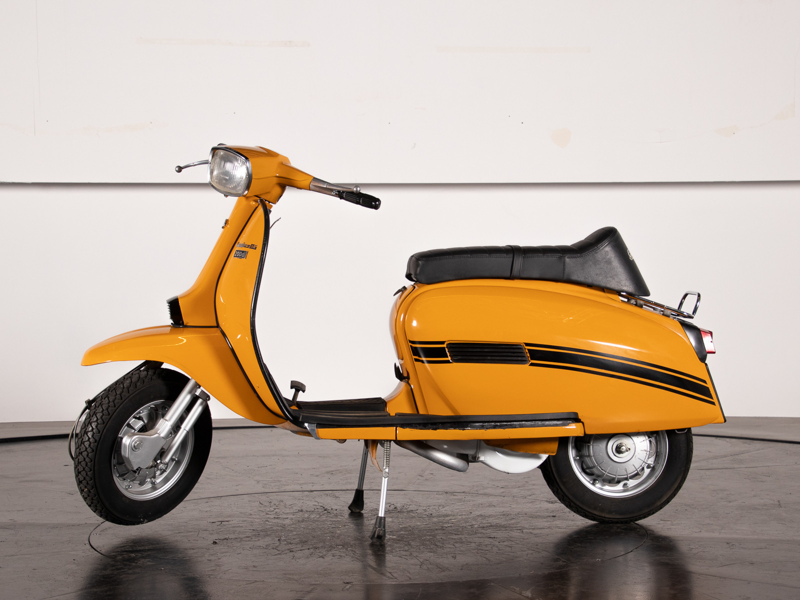 1969 Innocenti Lambretta 200 DL 2