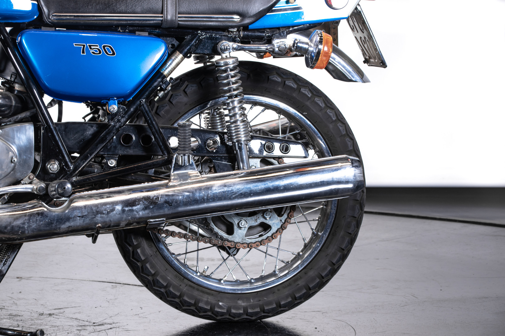 1972 Kawasaki H2 Mach 750 9
