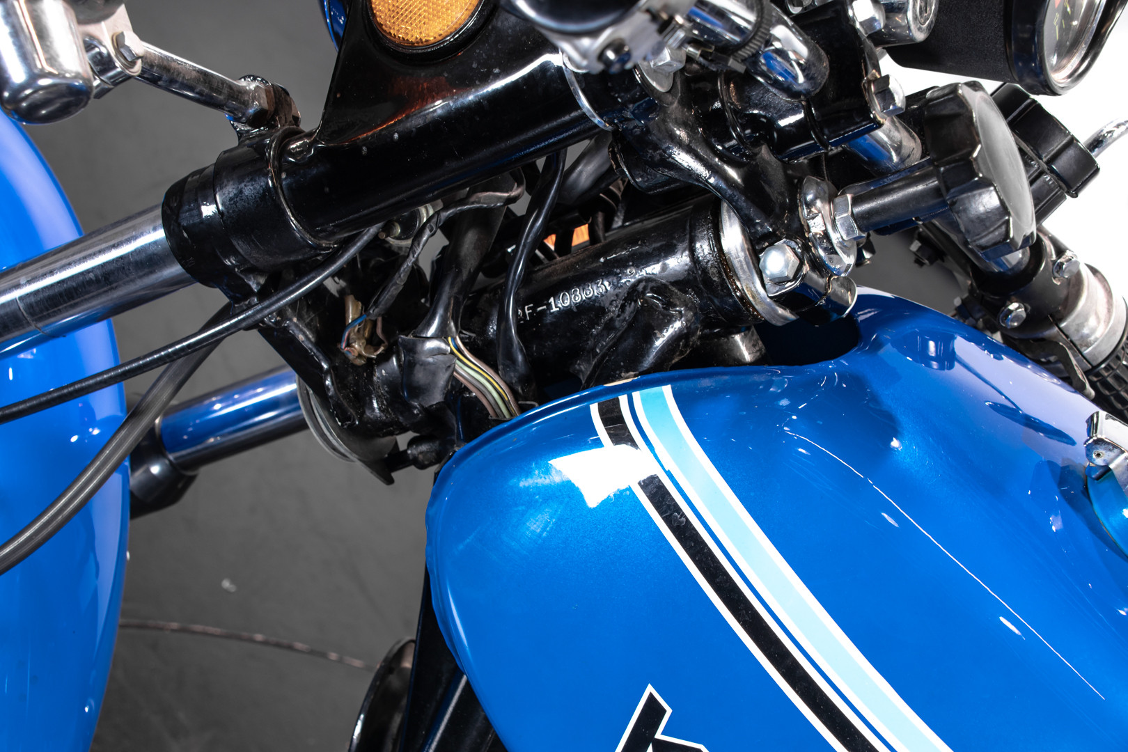 1972 Kawasaki H2 Mach 750 25