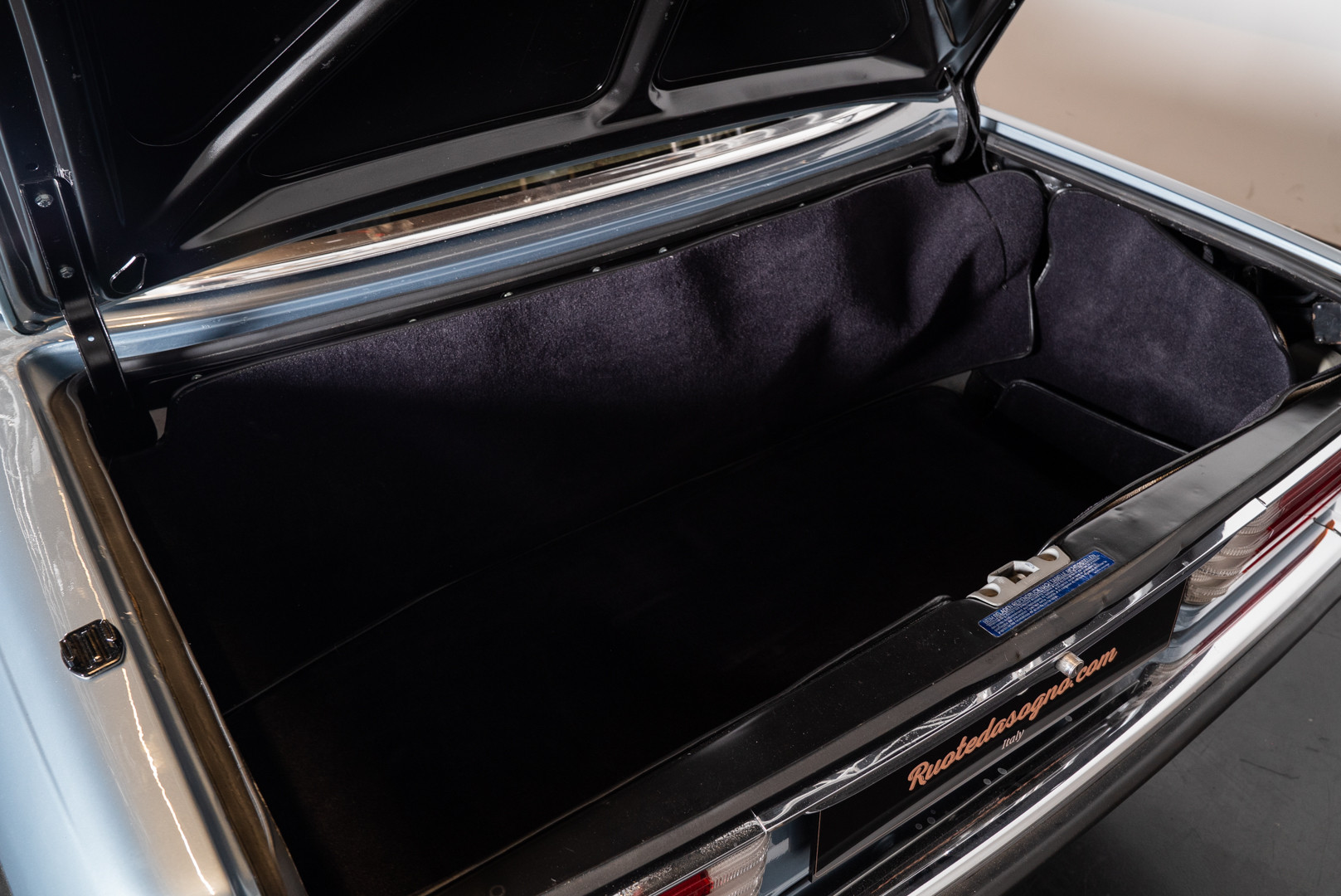 1973 Mercedes-Benz 350 SL Cabrio 26