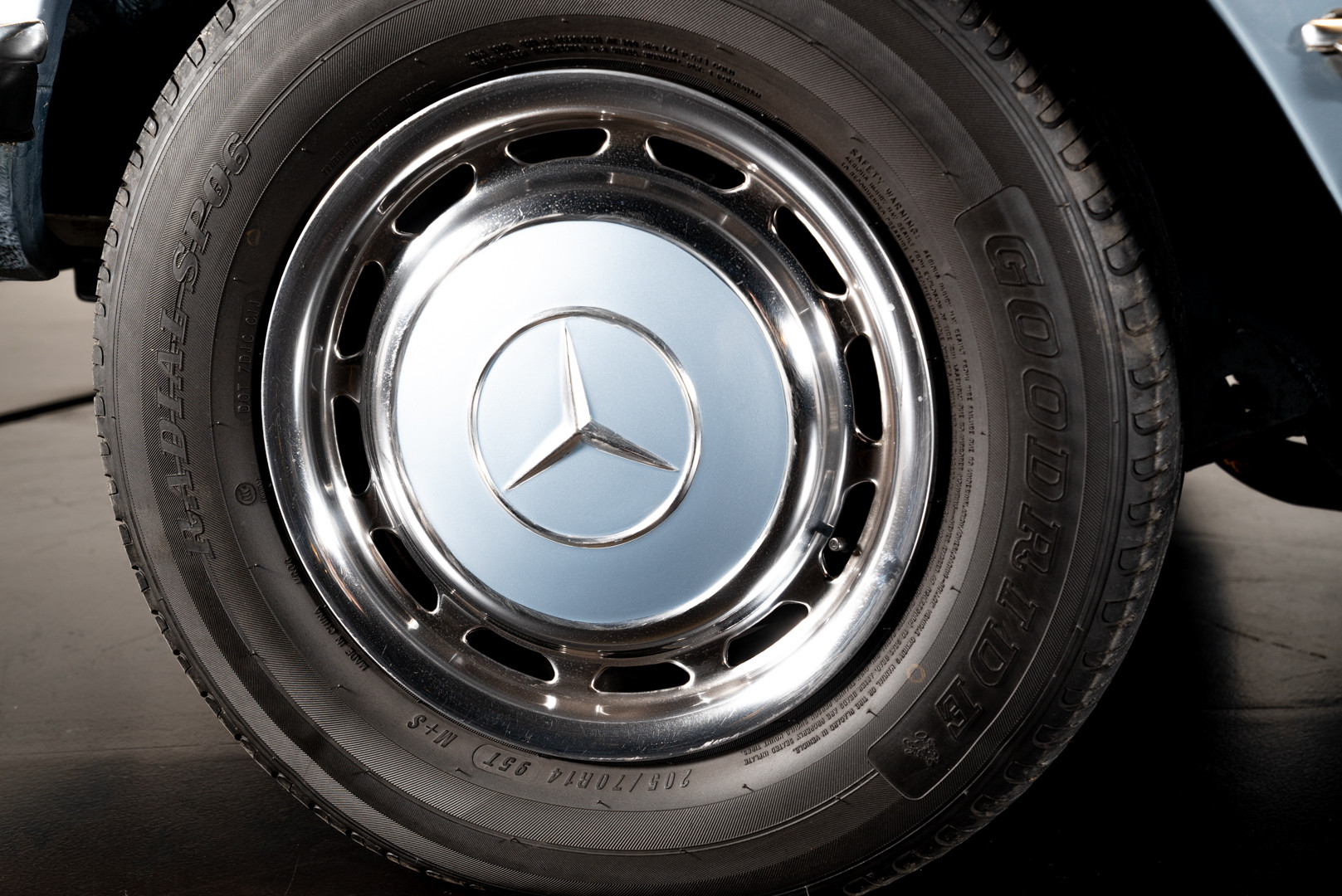 1973 Mercedes-Benz 350 SL Cabrio 8