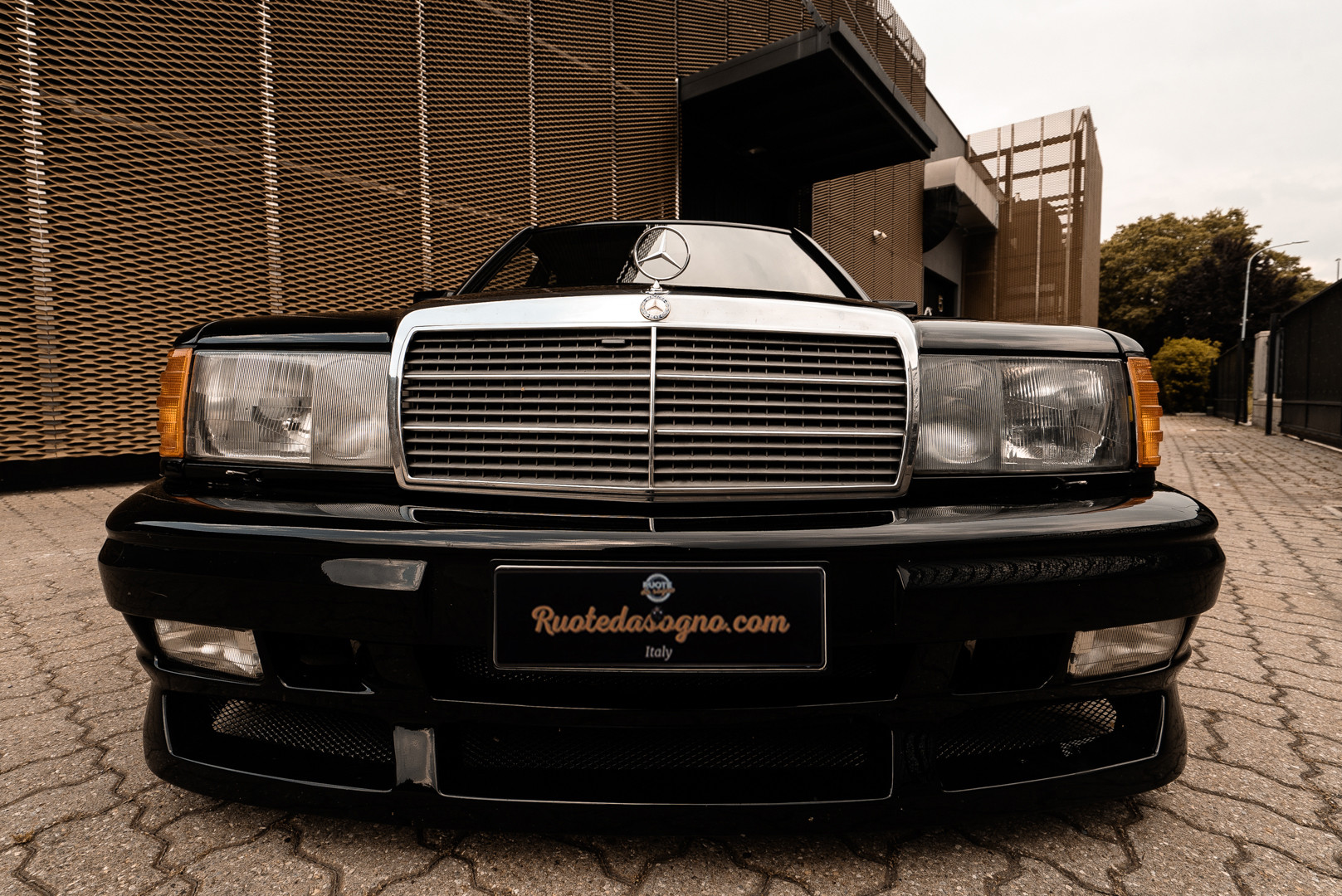 1985 Mercedes-Benz 190E 2.3-16 4
