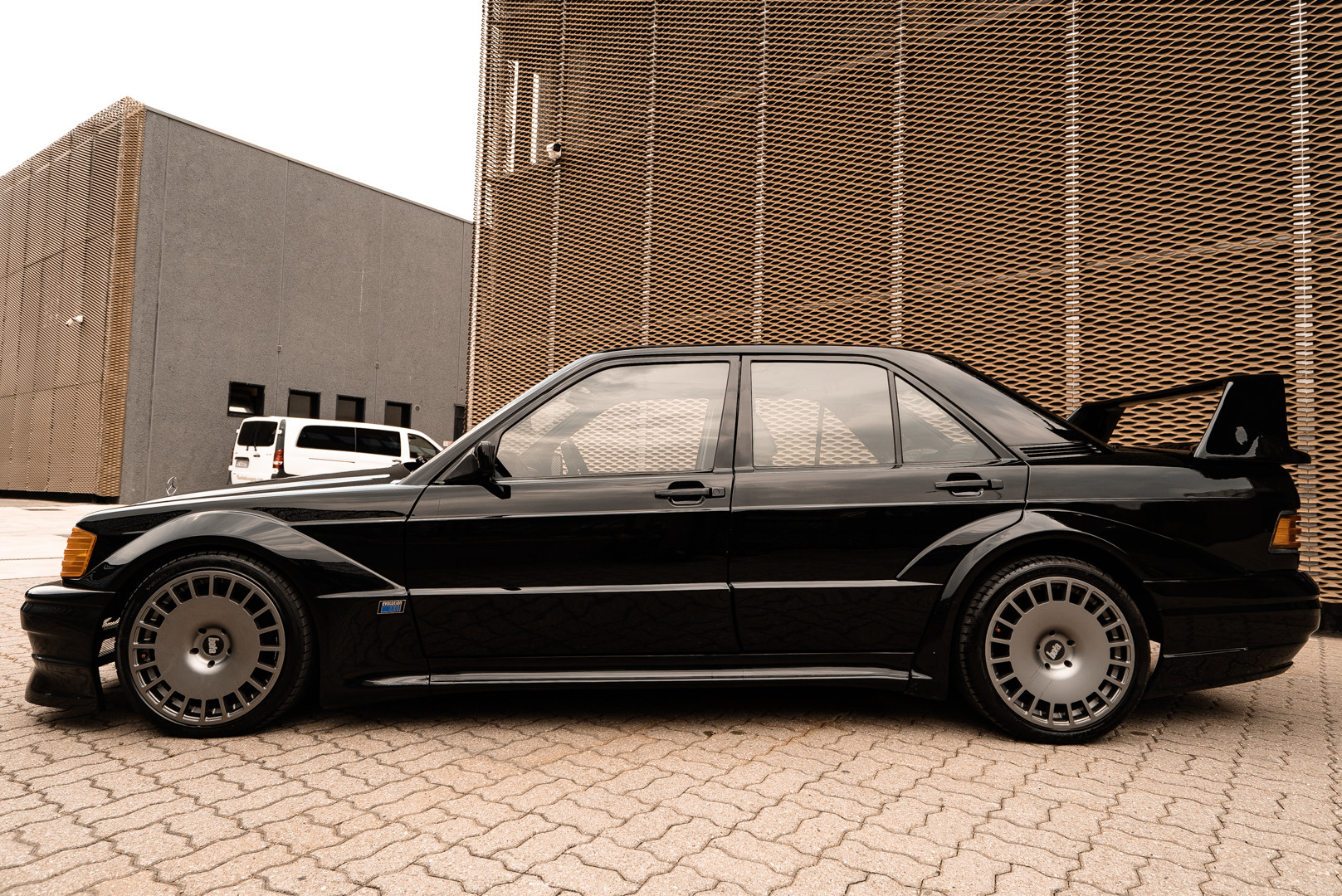 1985 Mercedes-Benz 190E 2.3-16 6