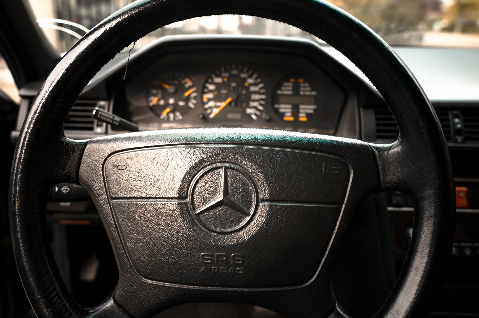 1992 Mercedes-Benz 500 E 12