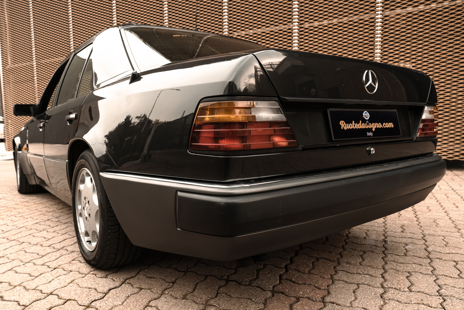 1992 Mercedes-Benz 500 E 2