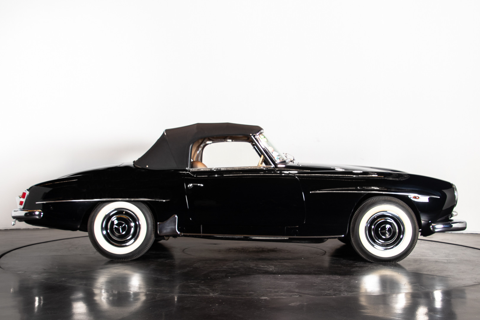 1961 Mercedes-Benz 190 SL 4