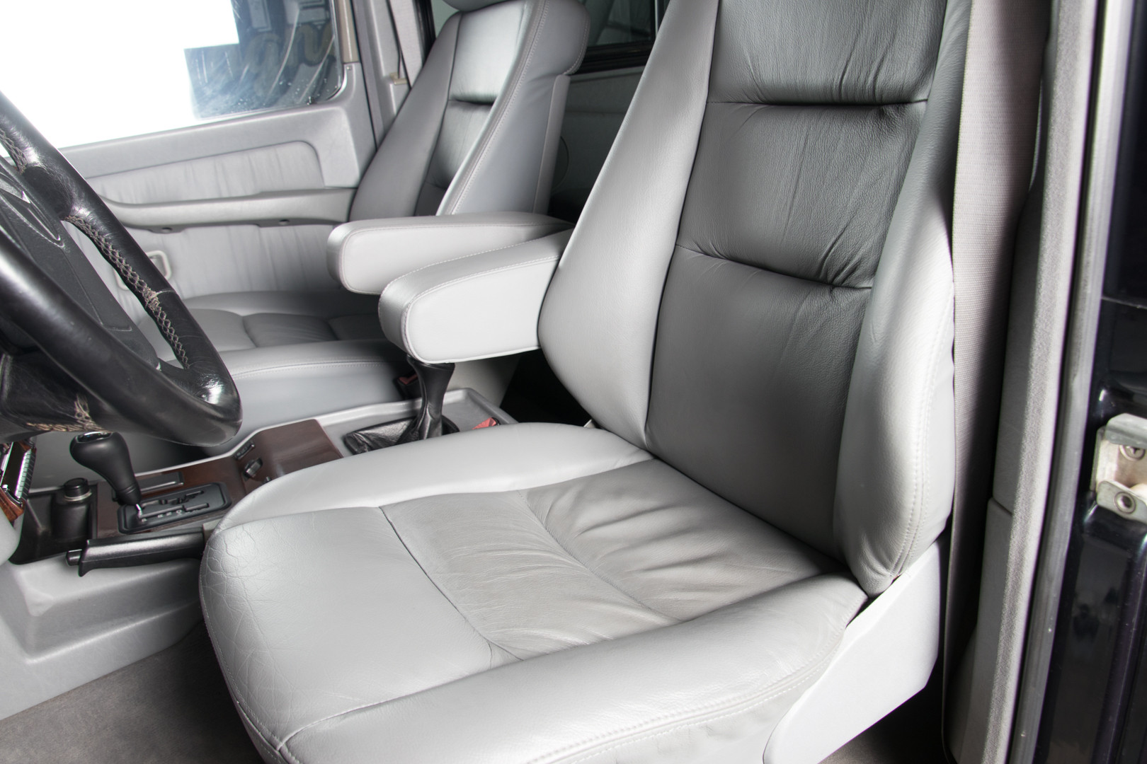 1997 Mercedes-Benz G 300 13