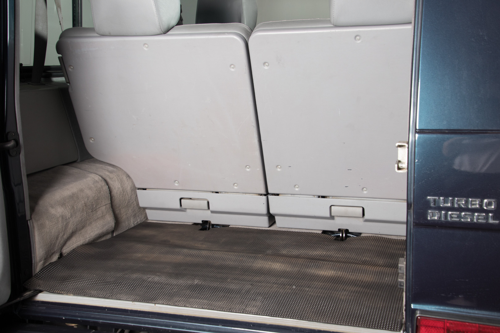 1997 Mercedes-Benz G 300 23