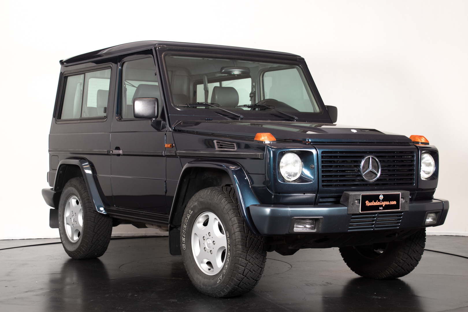 1997 Mercedes-Benz G 300 2