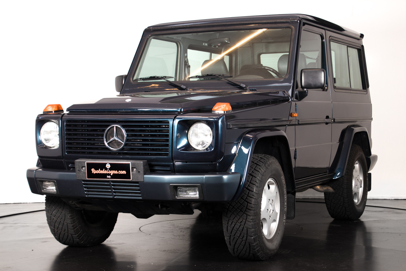 1997 Mercedes-Benz G 300 0