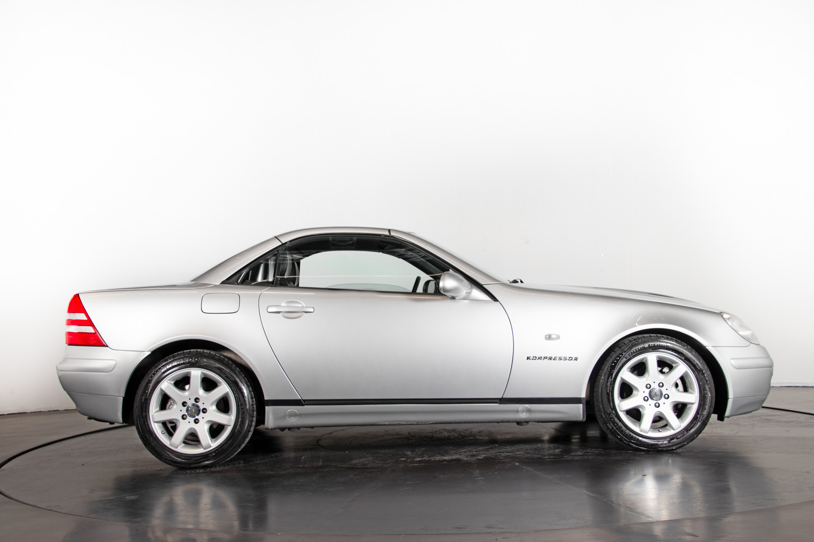 2000 Mercedes-Benz SLK 13