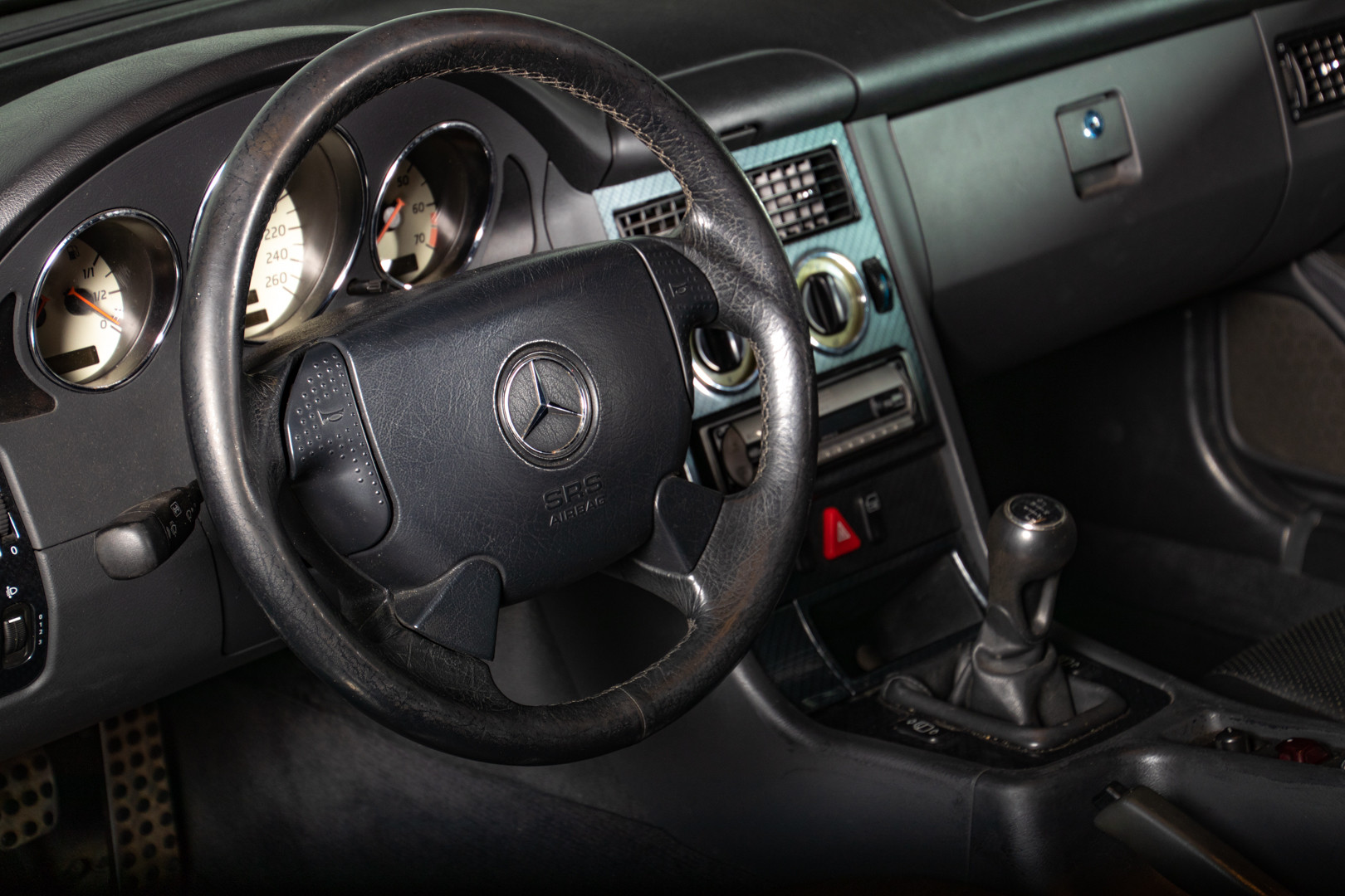 2000 Mercedes-Benz SLK 21