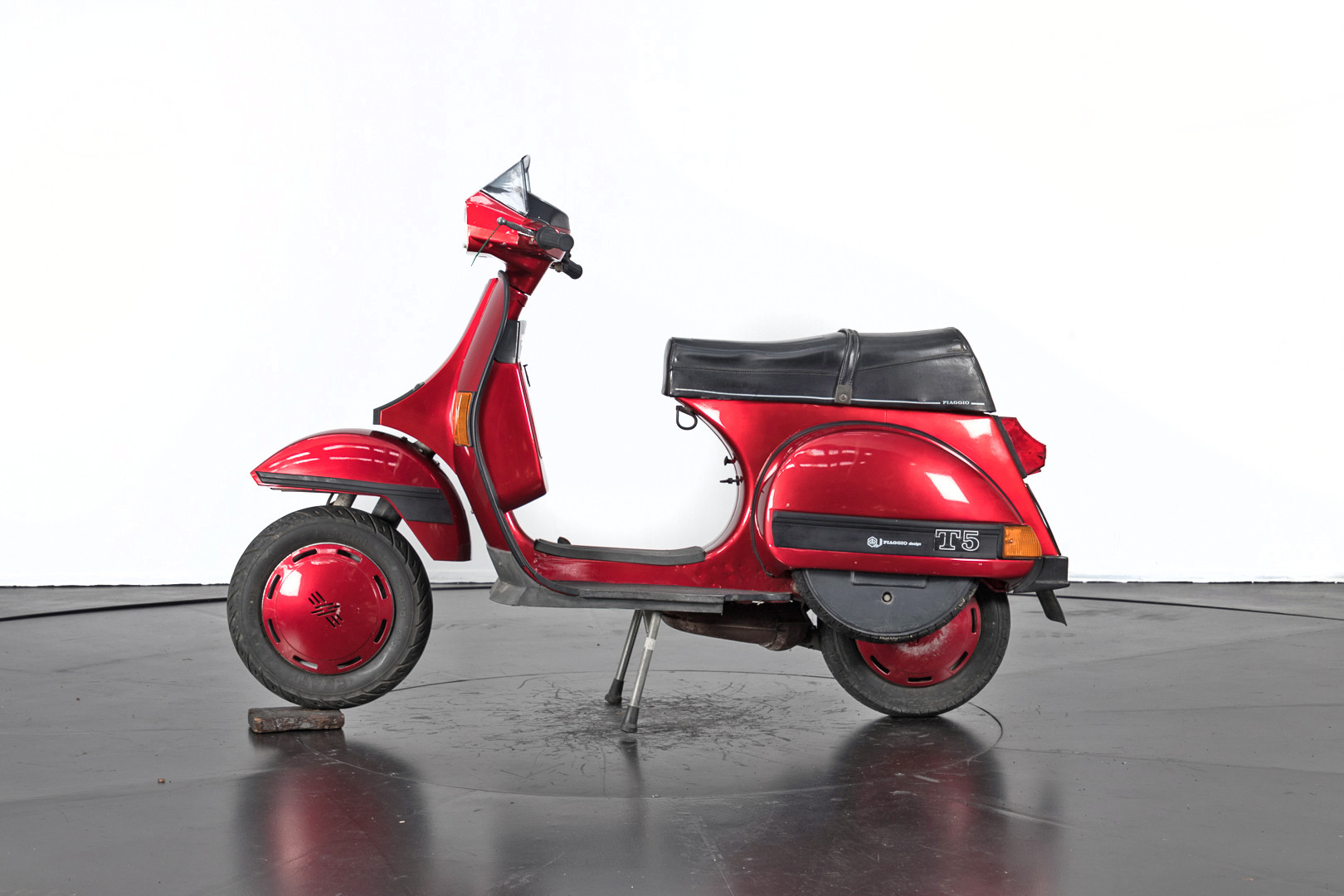 1987 Piaggio Vespa PX 125 T5 0