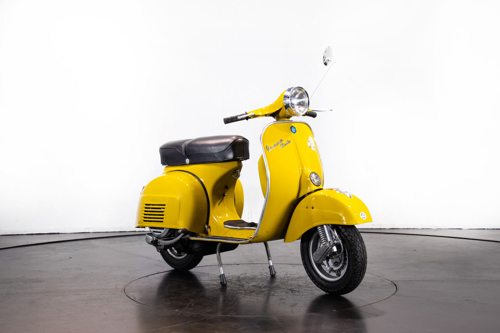 1971 Piaggio Vespa Rally 180 4